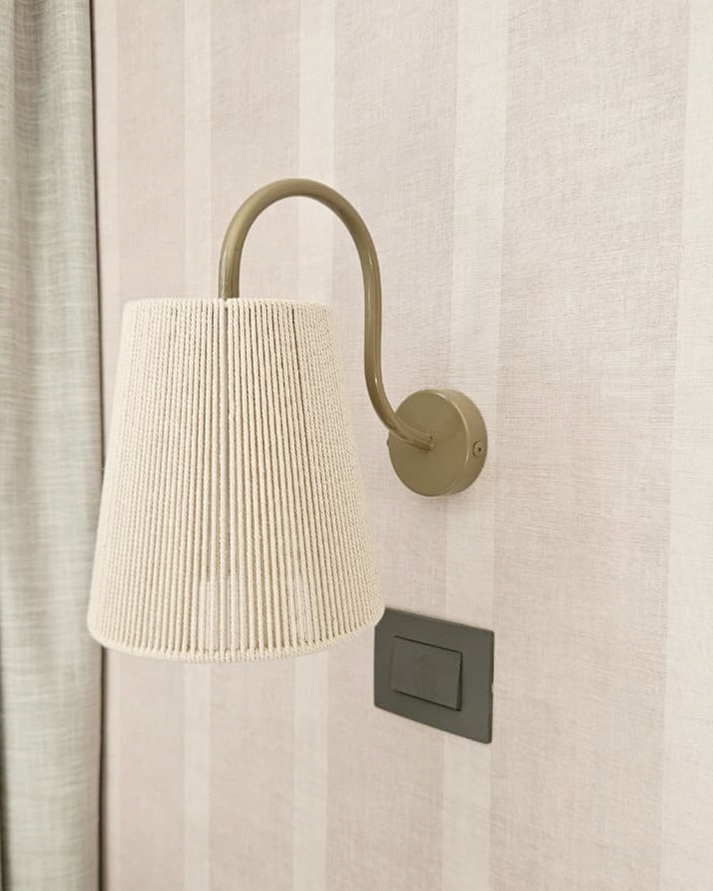 Lámpara Apliqué de Pared Curvo