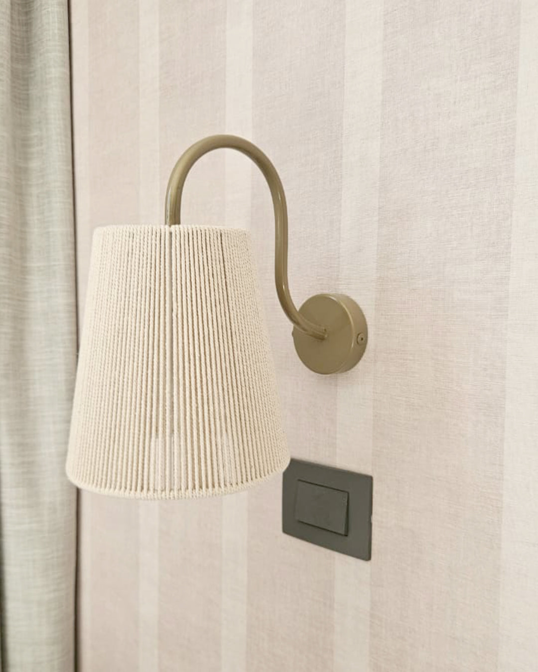 Lámpara Apliqué de Pared Curvo